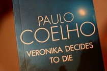 Veronika se rozhodla zemřít (recenze)