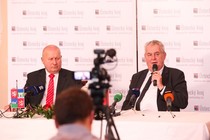 Rektoři se bouří. Zeman odmítl jmenovat profesory